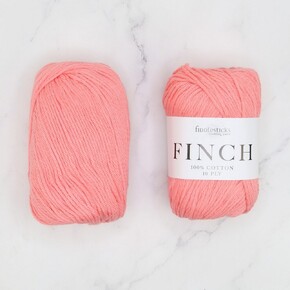 Shana Set in Finch: 6236 Coral, size 3