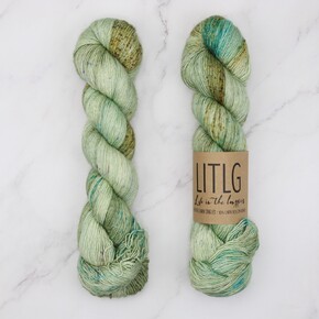 Life in the Long Grass Linen Merino Singles: Connemara Marble