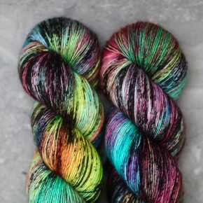 Madelinetosh ASAP: 0683 Electric Rainbow DYED TO ORDER 31/01/2025