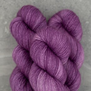 Madelinetosh ASAP: 0610 Elizabeth Taylor DYED TO ORDER 31/01/2025