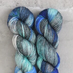 Madelinetosh ASAP: 0957 Escape Pod DYED TO ORDER 31/01/2025