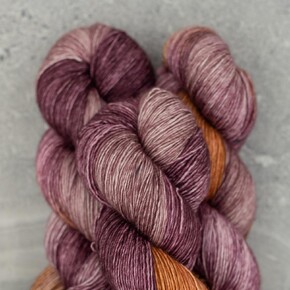 Madelinetosh ASAP: 0410 Love the Wine You're With DYED TO ORDER 31/01/2025