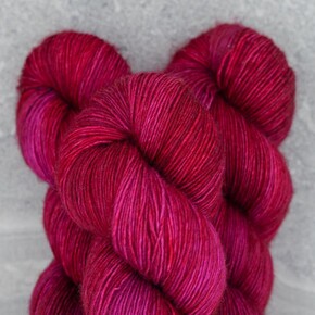 Madelinetosh Pashmina: 0490 Fatal Attraction DYED TO ORDER 31/01/2025