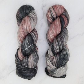 Prestige Yarns Fiori DK IV: 056 Snowgum