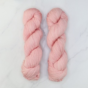 Prestige Yarns Fiori DK IV: 230 Pink Silver