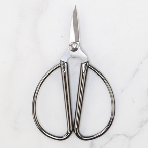 by Skein Sisters Curvy Mini Scissors: Black