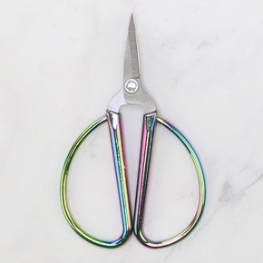 by Skein Sisters Curvy Mini Scissors: Rainbow