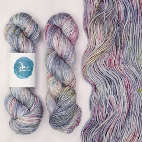 1 Skein Project - Yarn Set in Poet Worsted: 3900 Cloud Cover