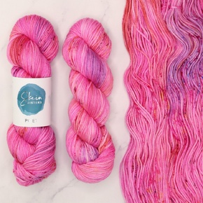 1 Skein Project - Yarn Set in Poet Worsted: 4900 Jellyroll