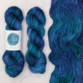 1 Skein Project - Yarn Set in Poet Worsted: 3700 Oceanic