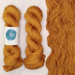 1 Skein Project - Yarn Set in Poet Worsted: 1800 Queen Bee