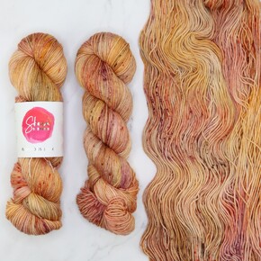 Skein Sisters Fabulous Sock DYED TO ORDER 29/11/2024: 1085 Peachy Keen