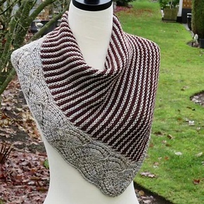 Robin Hill Cowl Set in Poet