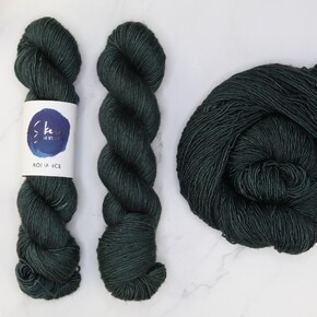 Skein Sisters Romance: 5475 Crocodile Tears